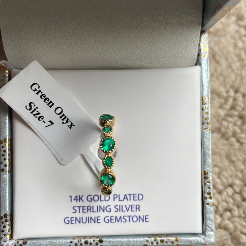 Green Onyx and Sterling Silver (Gold Plated), Size 7